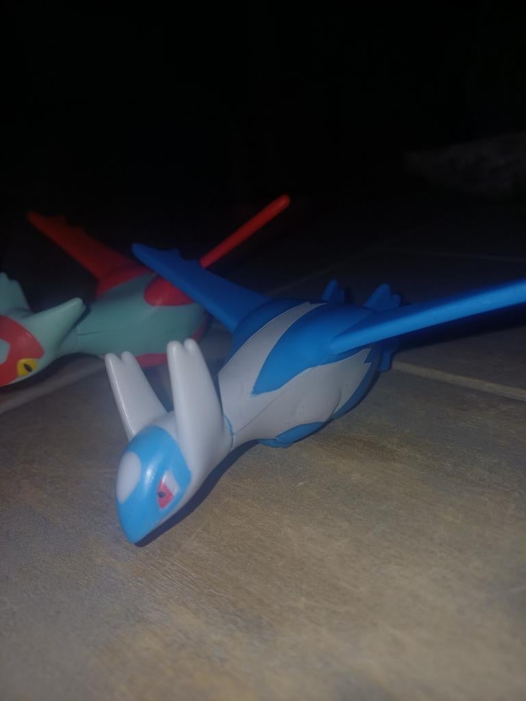 Latias en Latios figuurtjes, Ophalen of Verzenden