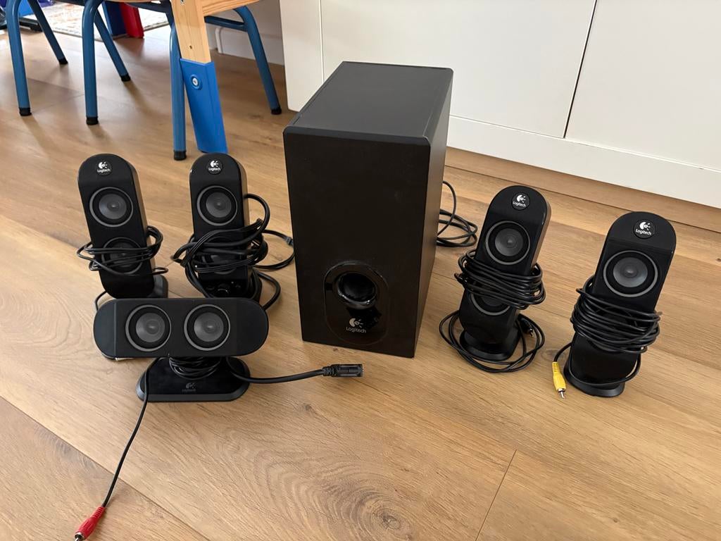 Logitech X-530 Dolby Surround Set - Goed Werkend!, Gebruikt, Complete surroundset, Minder dan 60 watt, Ophalen