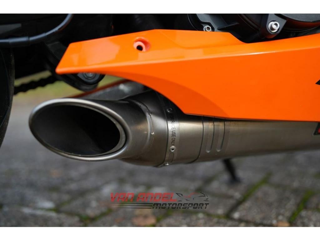 KTM KTM 1190 RC8 R | Akrapovic EVO2! (bj 2011) 46,000 km, 2 cilinders, KTM, Motorrijbewijs A, Bedrijf
