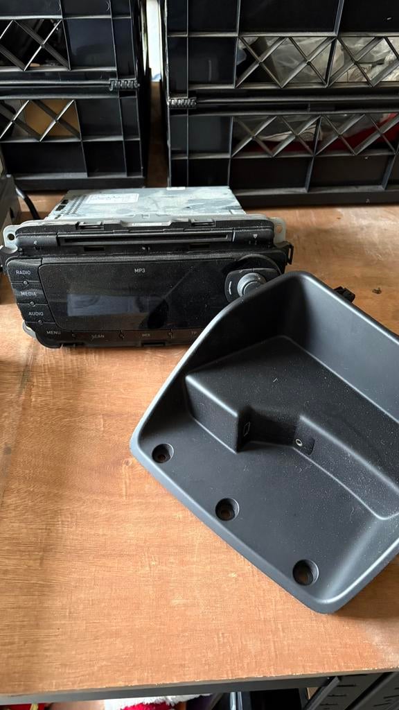 SEAT ibiza 6J originele radio en multimedia aansluiting, Ophalen of Verzenden, Zo goed als nieuw