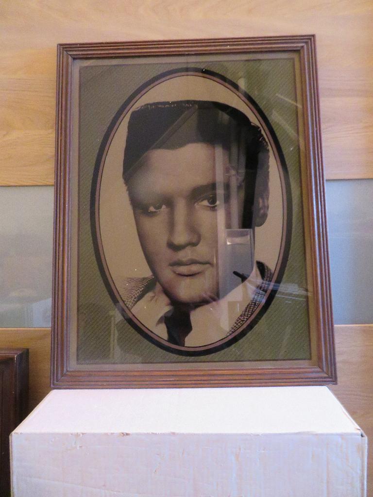 Elvis Presley sepia foto, Huis en Inrichting, Woonaccessoires | Schilderijen, Tekeningen en Foto's, Ophalen, Minder dan 50 cm