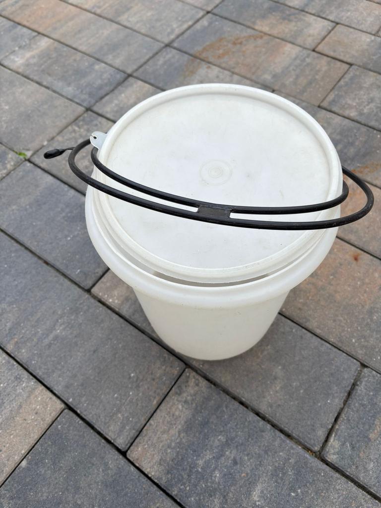 Tupperware was emmer met gele hengsel., Ophalen of Verzenden, Zo goed als nieuw, Kunststof