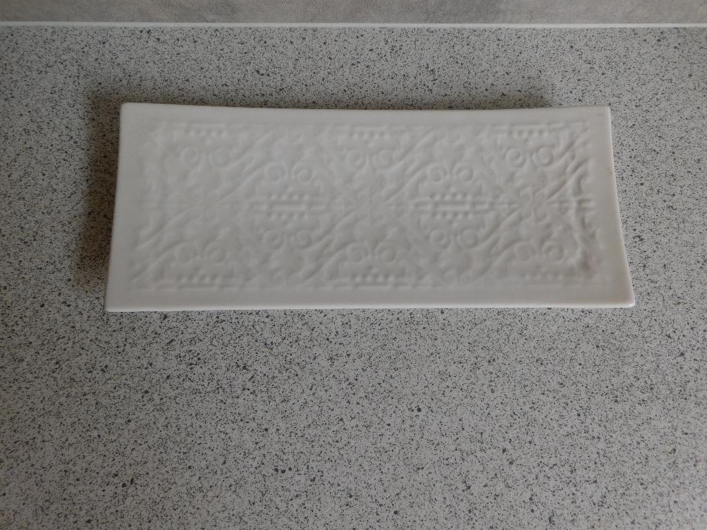 Bord 21x9 cm. Marcel Wanders KLM, Ophalen of Verzenden, Zo goed als nieuw, Bord(en), Overige stijlen