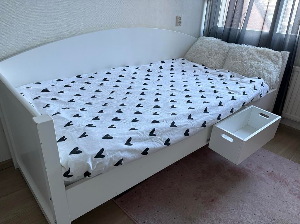 Bopita Boris bedbank 200x90 met lattenbodem en bakje, Gebruikt, 90 cm, Eenpersoons, Wit