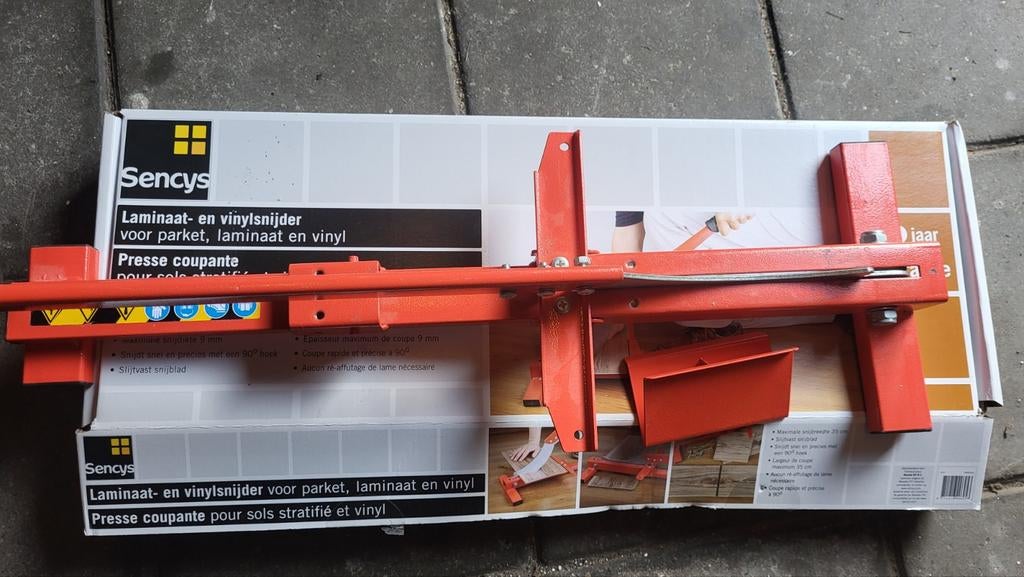 Laminaat en vinylsnijder - zo goed als nieuw!, Ophalen, Zo goed als nieuw