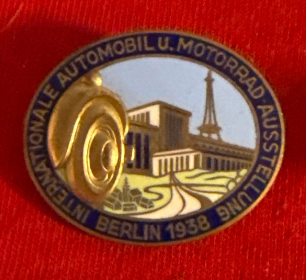 Berlijn 1938 Tentoonstelling Speld Bmw R66 oa, Ophalen of Verzenden, Gebruikt, Merk, Speldje of Pin