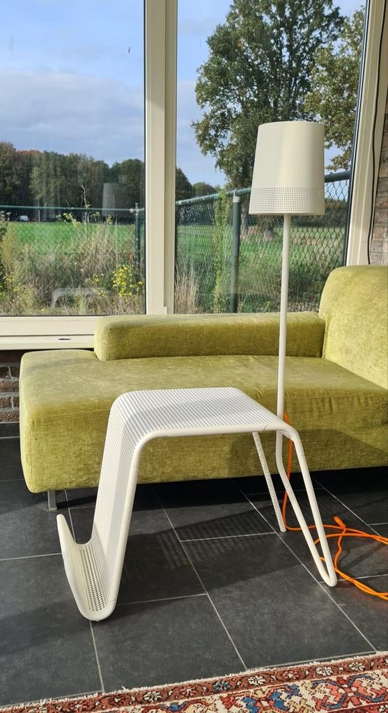 IKEA PS 2014
bijzettafel met lamp, Ophalen, 50 tot 100 cm, Rond, Metaal