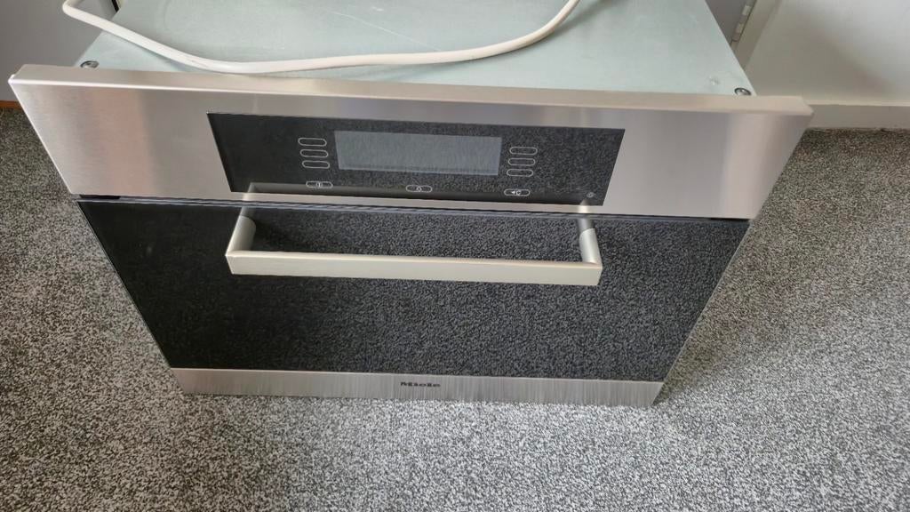 Miele DG 4080 stoomoven – compleet & netjes, Ophalen, Zo goed als nieuw, Inbouw, Minder dan 85 cm