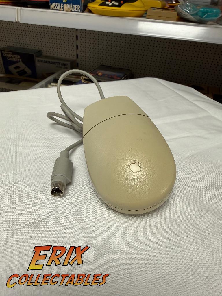 Apple Desktop Bus Mouse II, Computers en Software, Muis, Gebruikt, Ophalen of Verzenden, Nvt