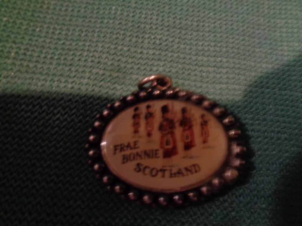 zilverkleurige hanger schotland met glas nr ha 0300, Ophalen of Verzenden, Nieuw, Zilver, Overige materialen