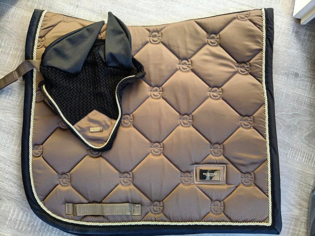 Equestrian Stockholm golden bras, Dieren en Toebehoren, Paarden en Pony's | Dekens en Dekjes, Ophalen of Verzenden, Zo goed als nieuw