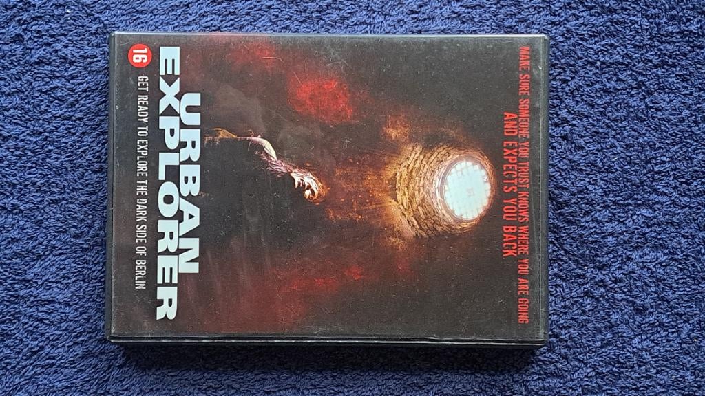 Urban Explorer, Vanaf 16 jaar, Ophalen of Verzenden, Zo goed als nieuw, Slasher