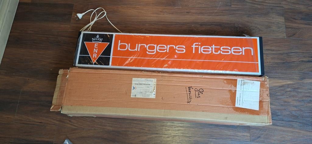 Nos burgers lichtbak werkend uit 1984, Ophalen, Nieuw, Lichtbak of (neon) lamp