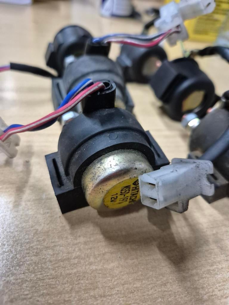 Diverse startrelais Hitachi etc Aprilia RSV Mille / Tuono, Gebruikt, Aprilia, Aprilia, Hitachi