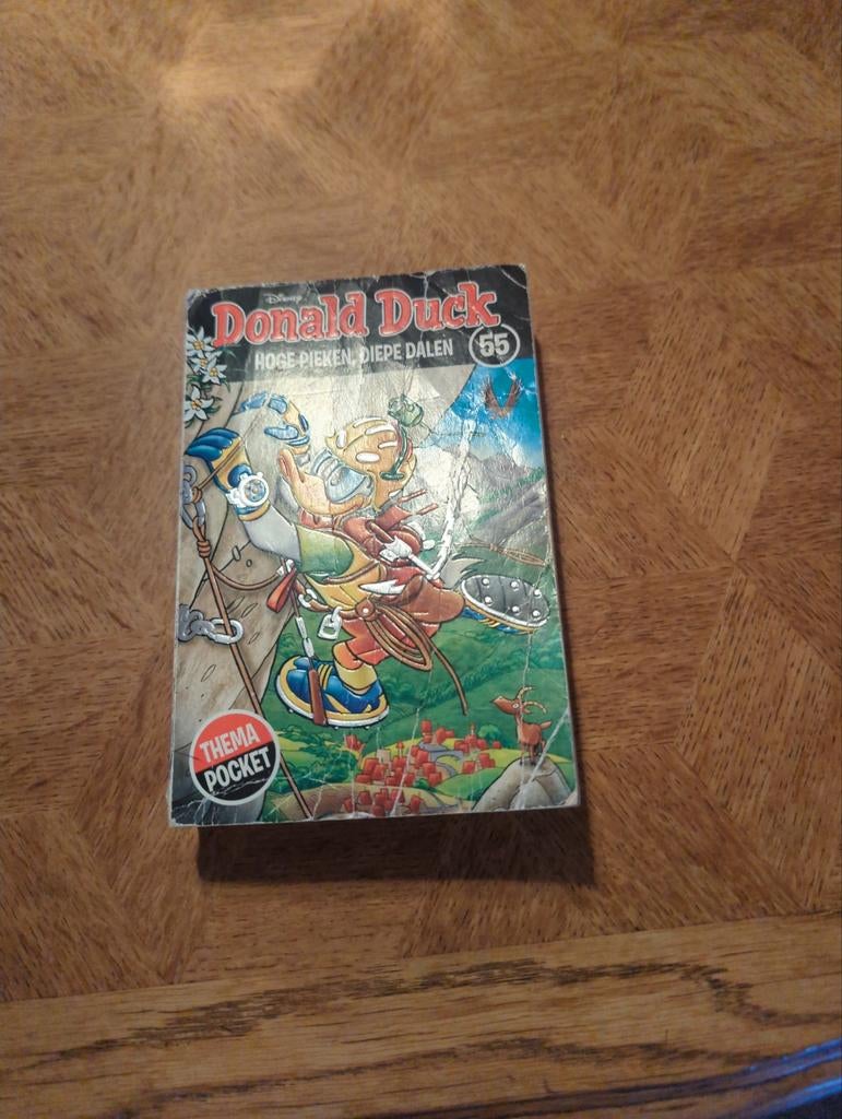 Donald Duck - Hoge Pieken, Diepe Dalen, Eén stripboek, Ophalen of Verzenden, Gelezen, Disney