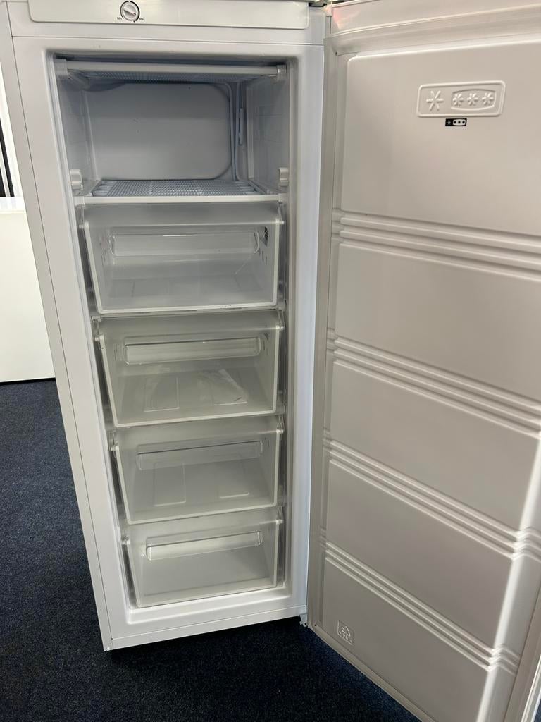 Ok vriezer hoog model incl Garantie&Bezorgen, Nl, Nulachtenvijftig.nl, Minder dan 60 cm, Zo goed als nieuw