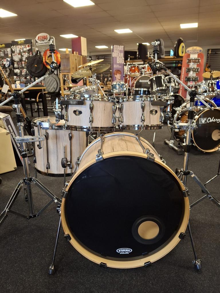 Tama hyperdrive birch 4 delig plus bonus, Tama, Japan, Ophalen of Verzenden, Zo goed als nieuw