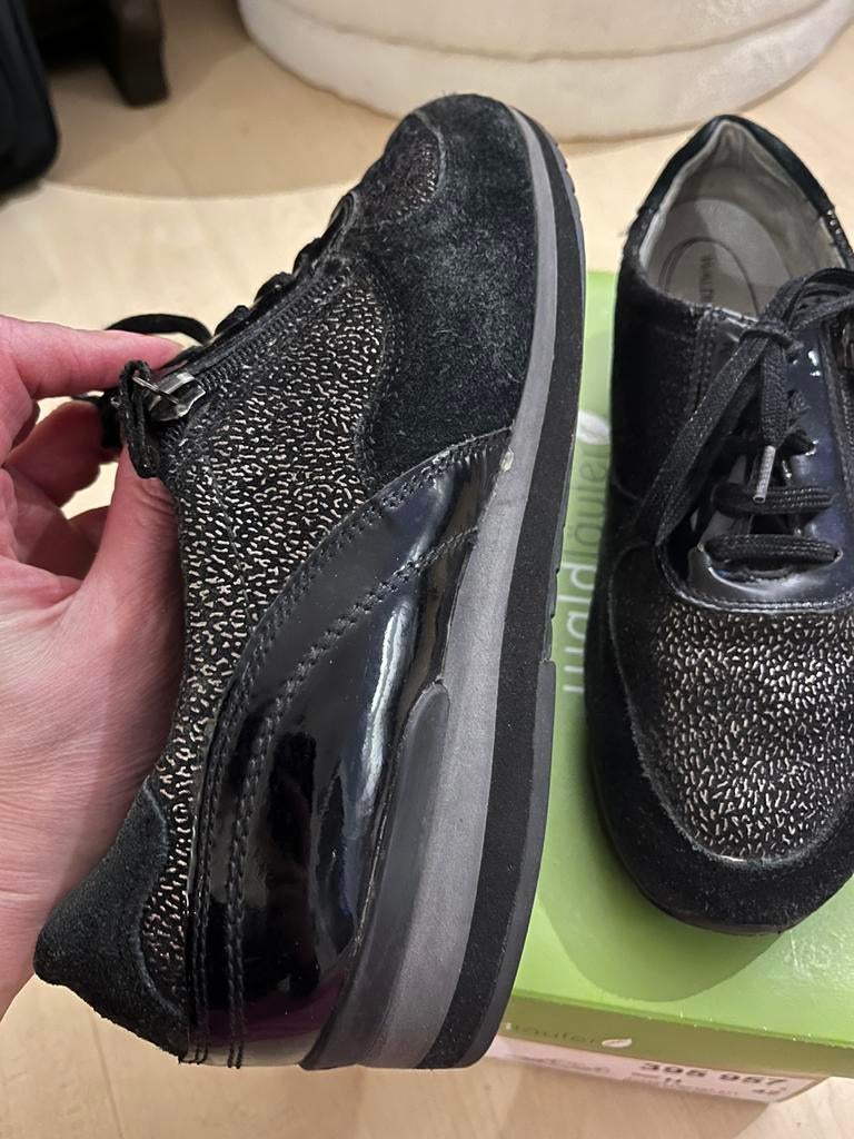 WALDLAUFER sneakers als NIEUW in maat 42, Kleding | Dames, Schoenen, Waldlaufer, Zwart, Ophalen of Verzenden, Sneakers of Gympen