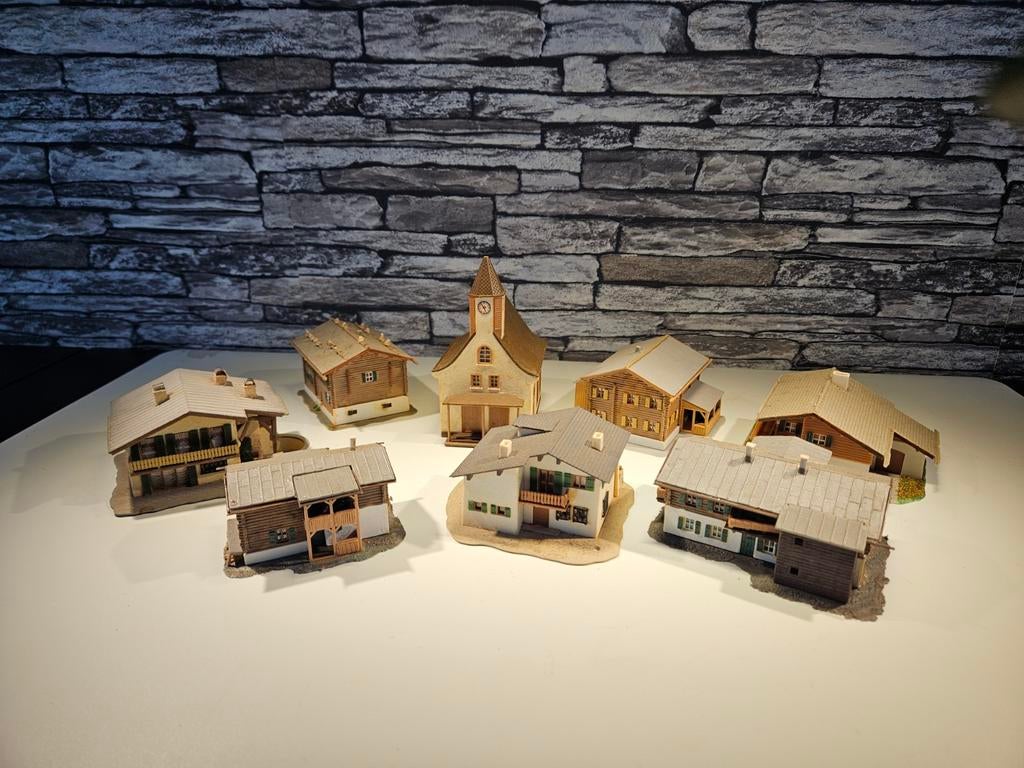 Berghuizen alpenwoningen N spoor modeltrein 1:160, Overige merken, Gebruikt, Gelijkstroom of Wisselstroom, Brug, Tunnel of Gebouw