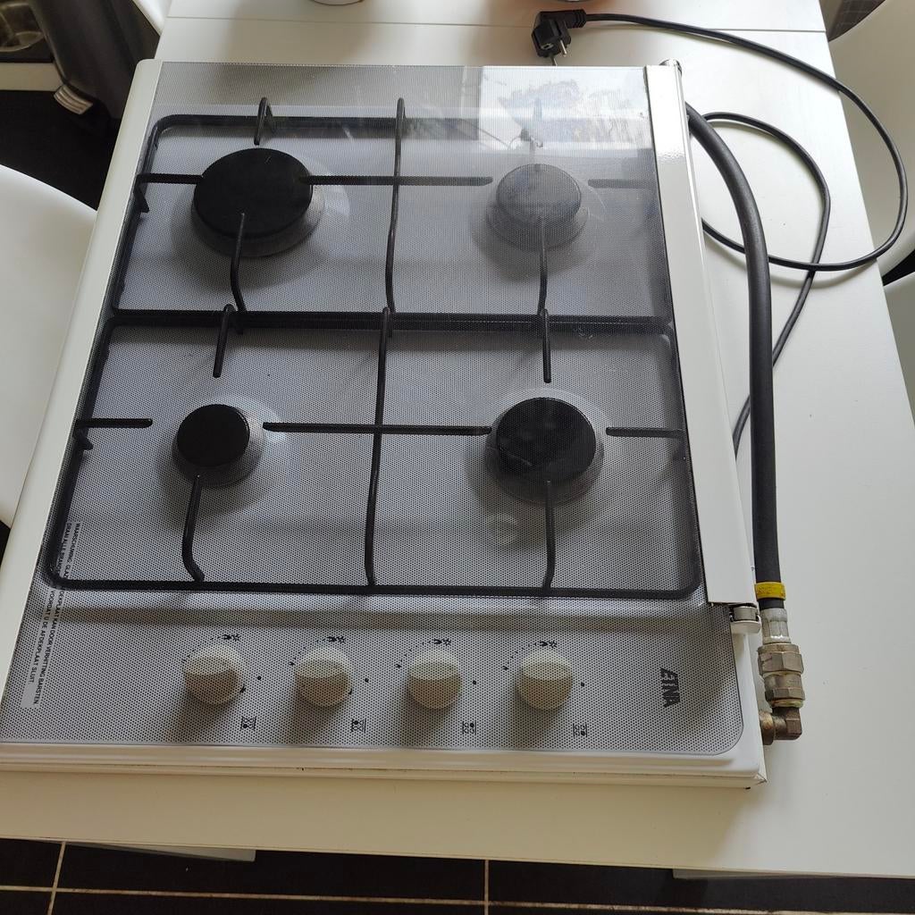 Vierpits gasstel, ziet er netjes uit, Ophalen of Verzenden