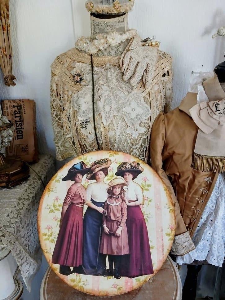 Brocante Victoriaanse hoedendoos, Verzenden