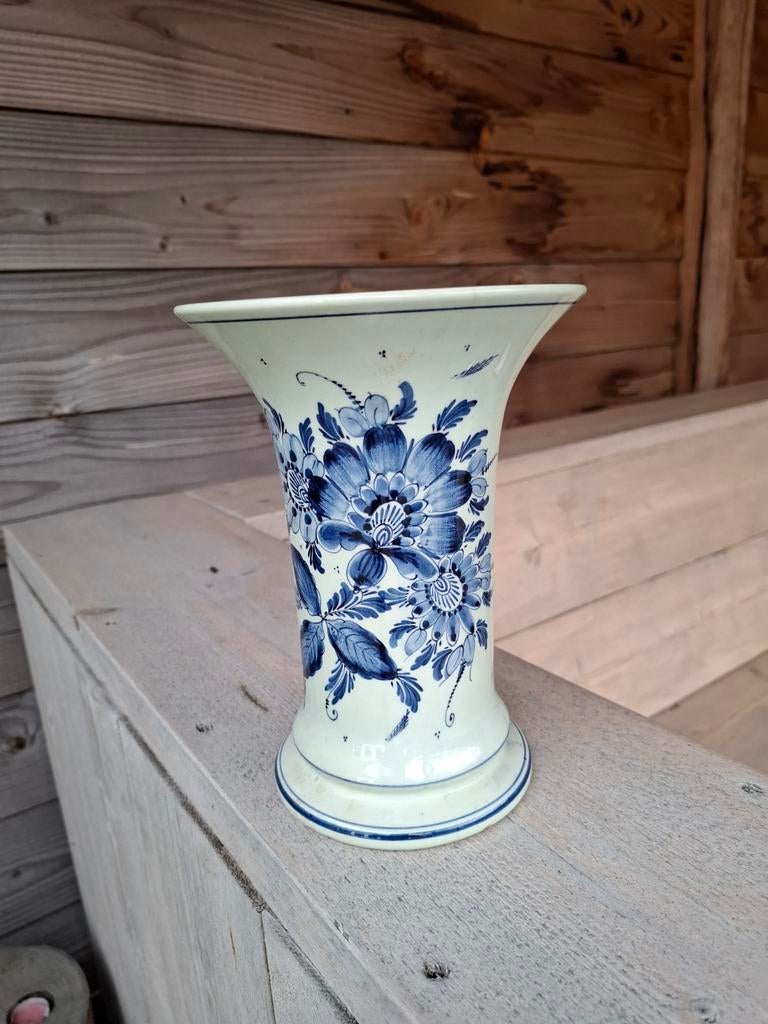 Delftsblauwe trompetvaas, Ophalen
