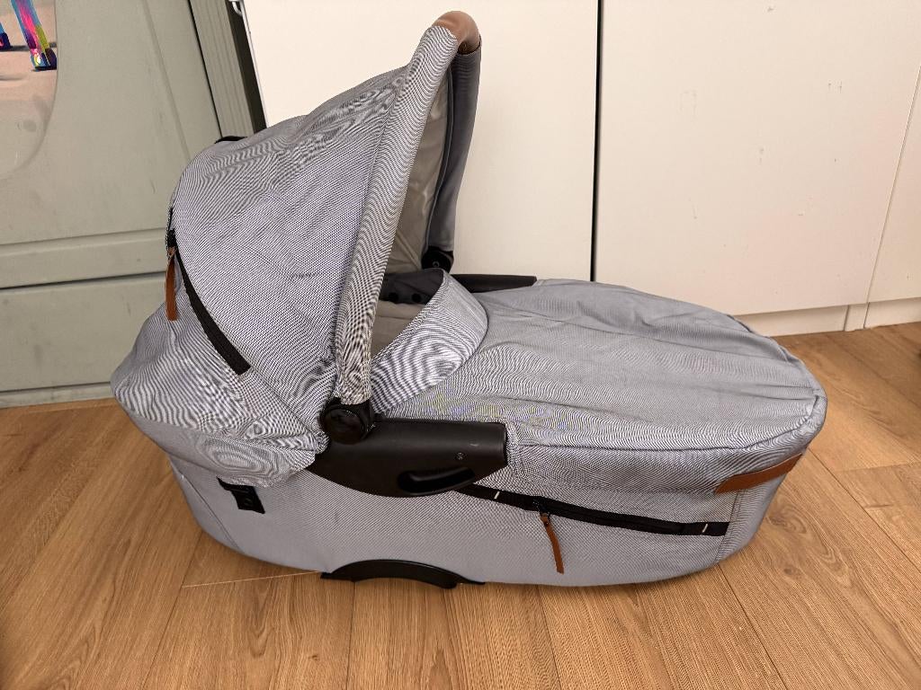 Kinderwagen Mutsy Evo Wieg en accessoires, Kinderen en Baby's, Kinderwagens en Combinaties, Ophalen, Zo goed als nieuw, Kinderwagen