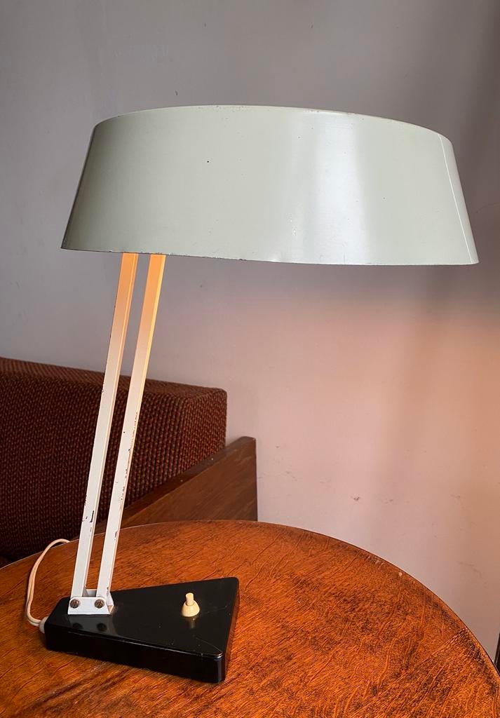 Hala Zeist Busquet model 135 tafellamp, Ophalen of Verzenden, Zo goed als nieuw, Minder dan 50 cm