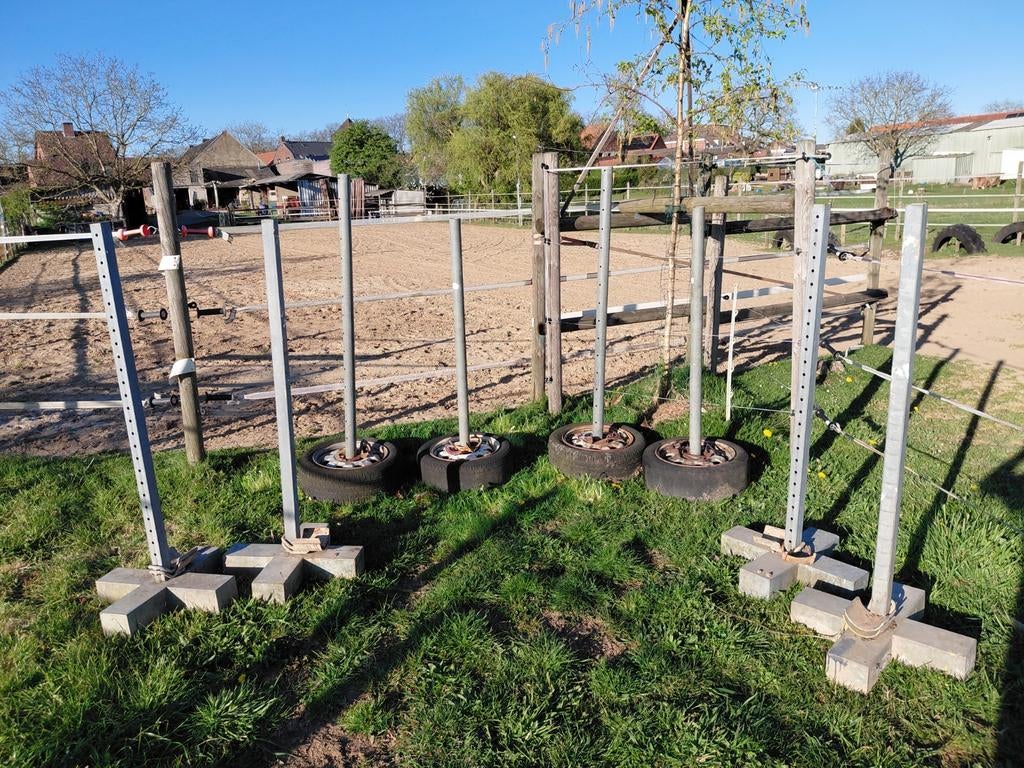 Hindernis staanders met ieder 2 lepels, Ophalen of Verzenden, Springen