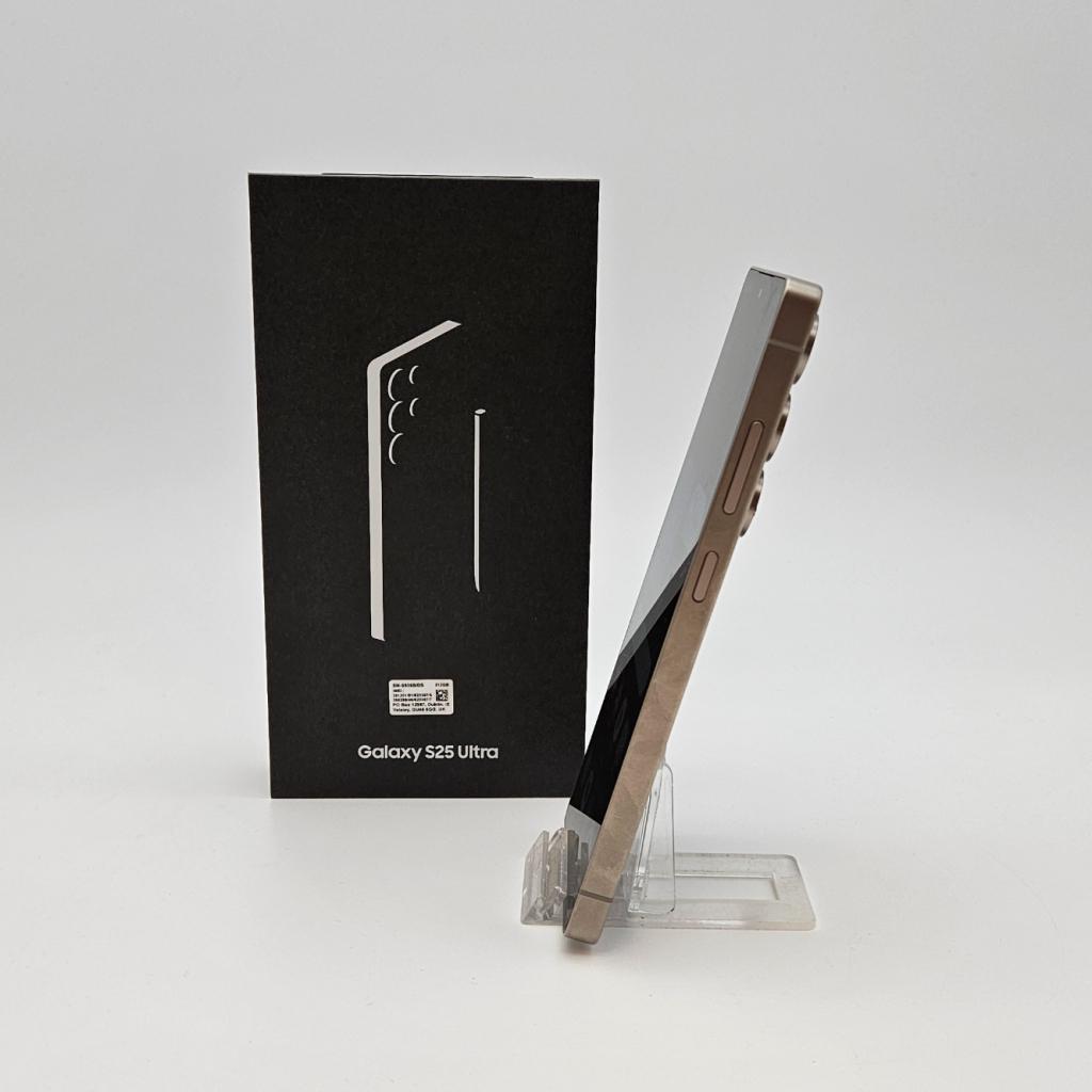 Samsung Galaxy S25 Ultra 512GB in Zeer Nette Staat, Samsung, Zo goed als nieuw, Support@Samsung.com, 129, Samsung-ro, Yeongtong-gu
Suwon-si, Gyeonggi-do 16677
South Korea