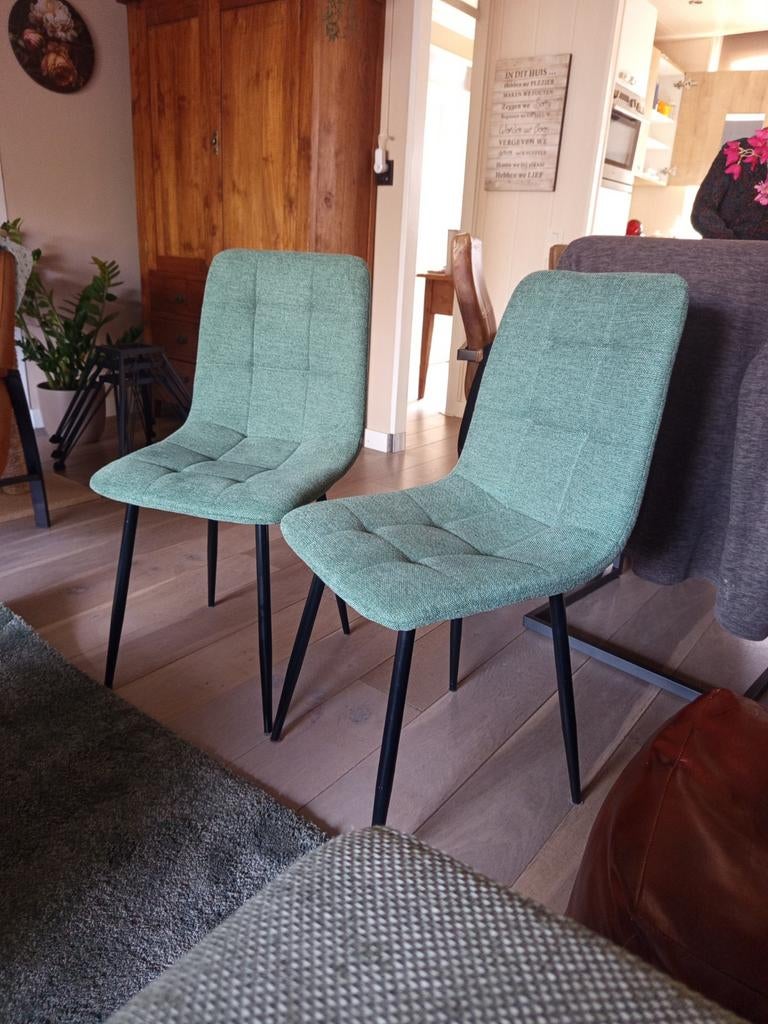 2 groene eetkamerstoelen Kwantum, Huis en Inrichting, Stoelen, Ophalen, Zo goed als nieuw, Overige kleuren, Twee
