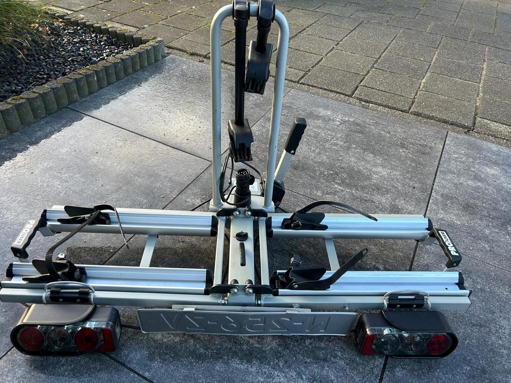 Pro User Diamant kantelbare en inklapbare fietsendrager, Auto diversen, Fietsendragers, Ophalen, Gebruikt, Elektrische fiets, 2 fietsen