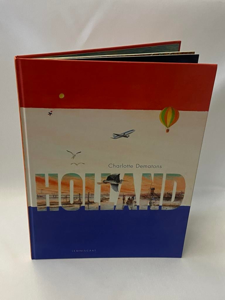 Charlotte Dematons, Holland. Engelse versie, Boeken, Ophalen of Verzenden, Gelezen, Charlotte Dematons, Non-fictie