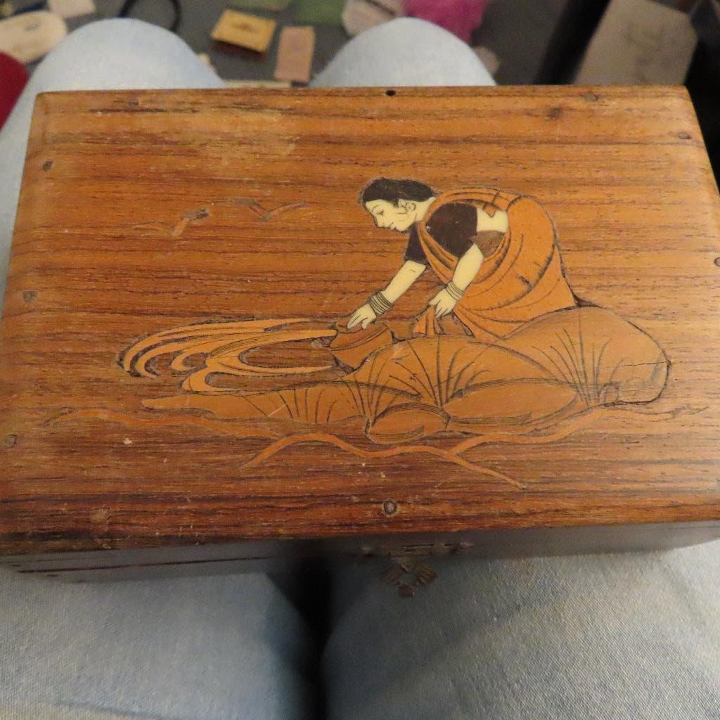 mooi houten sieraadkistje uit India handgemaakt ingelegd, Antiek en Kunst, Verzenden