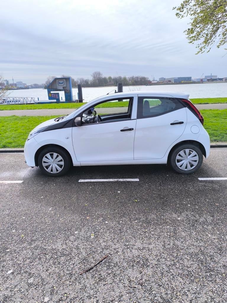 Toyota  Aygo 1.0 Vvt -i 72 Pk .BJ 2020 Klima, CarPlay,camera, Auto's, Voorwielaandrijving, Stof, Zwart, Adaptive Cruise Control