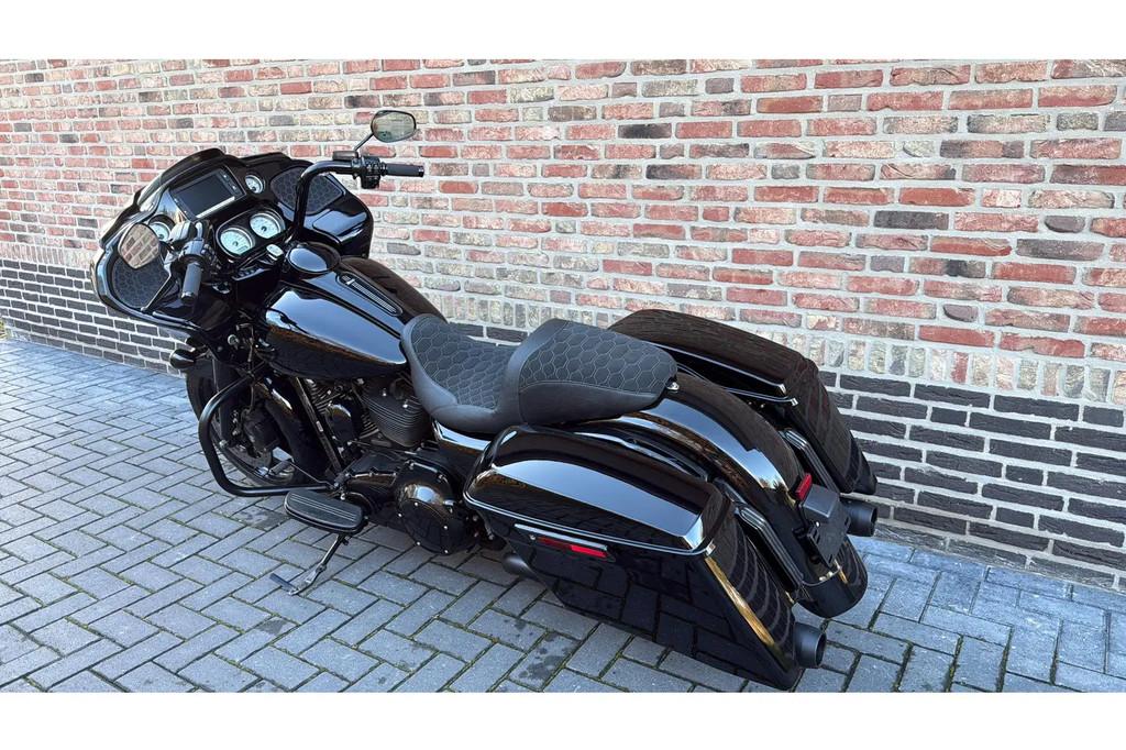 Harley-Davidson 103 FLTRX Road Glide Roadglide € 18.949,00 - foto 3