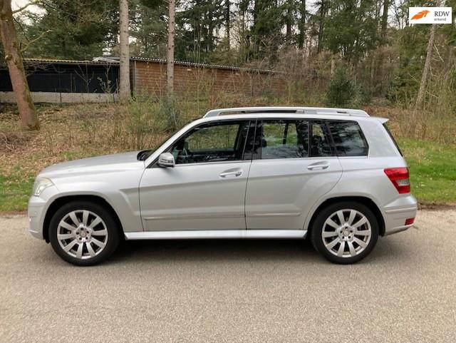 Mercedes-Benz GLK 350 G3 First Edition 4-Matic Pano, Auto's, Automaat, Euro 5, Gebruikt, Zwart