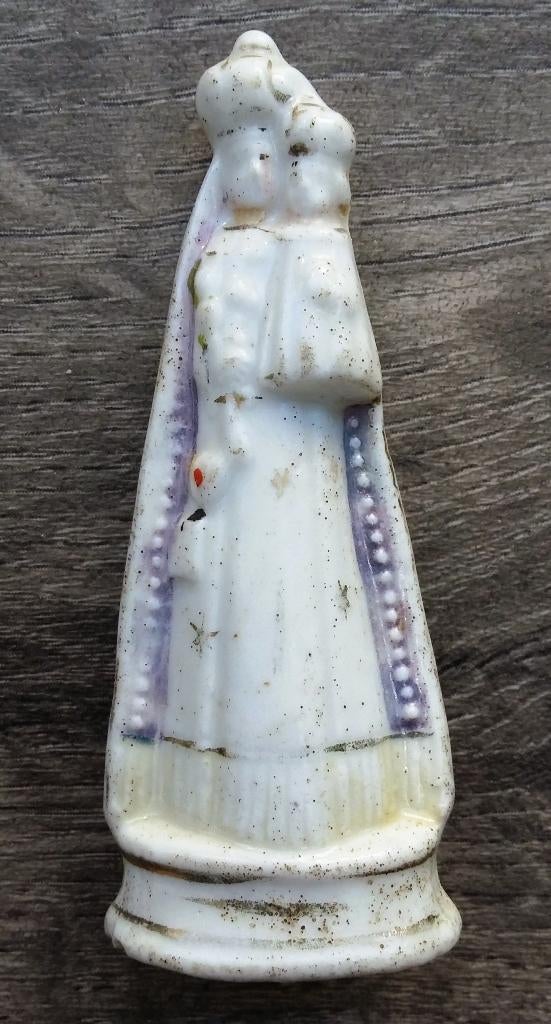 1850 Klein Vuistbeeldje Zakheilige Brussels Porselein Maria