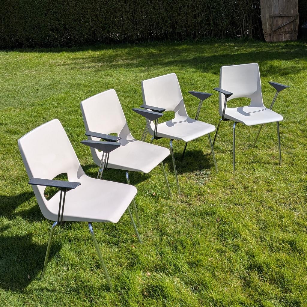 4 vintage Ahrend de Cirkel stoelen Design Philippus Potter, Huis en Inrichting, Stoelen, Ophalen, Gebruikt, Overige kleuren, Vier