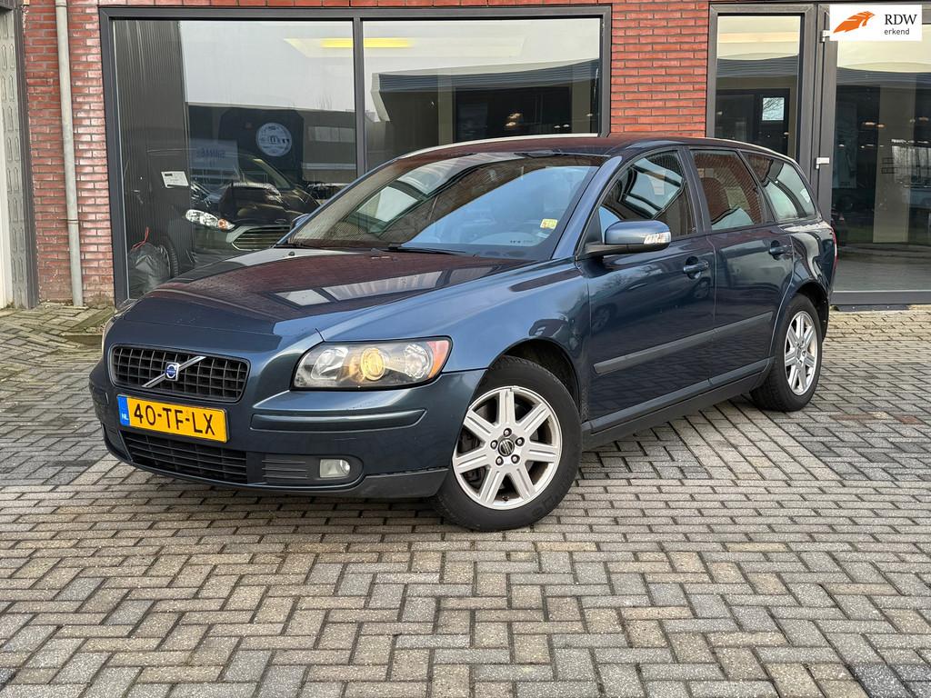 Volvo V50 2.4 D5 Edition I | Automaat | Leer | Trekhaak |, Auto's, Volvo, Gebruikt, Zwart, 1436 kg, Blauw