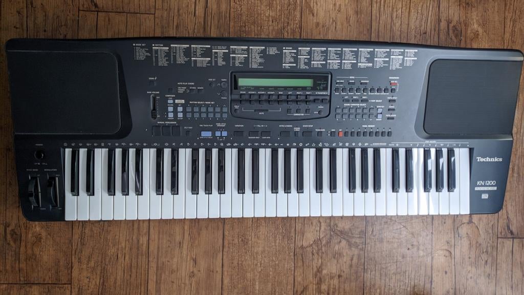 Technics KN-1200 keyboard, Muziek en Instrumenten, Keyboards, Ophalen, 61 toetsen, Zo goed als nieuw, Aanslaggevoelig