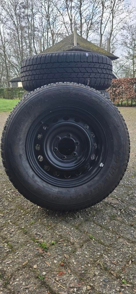 Bridgestone Dueler A/T 265/65R17 nieuw Hilux, Ophalen, 265 mm, Banden en Velgen, Nieuw