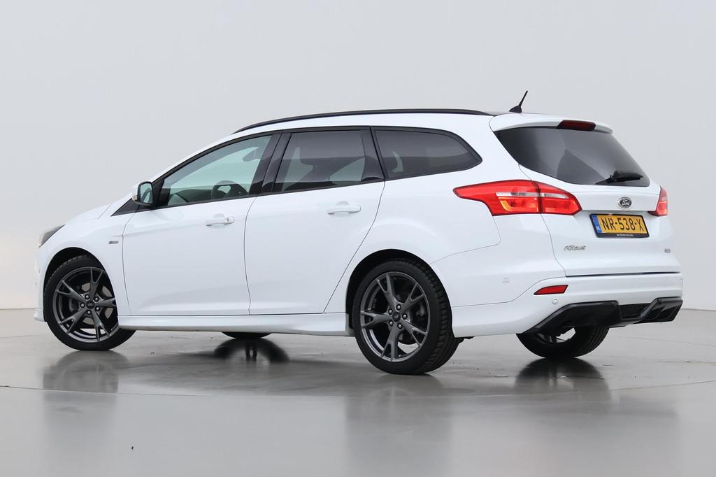 Ford Focus Wagon 1.0 ST-Line | Voorruitverwarming | PDC V+A, Gebruikt, Origineel Nederlands, Handgeschakeld, 1216 kg