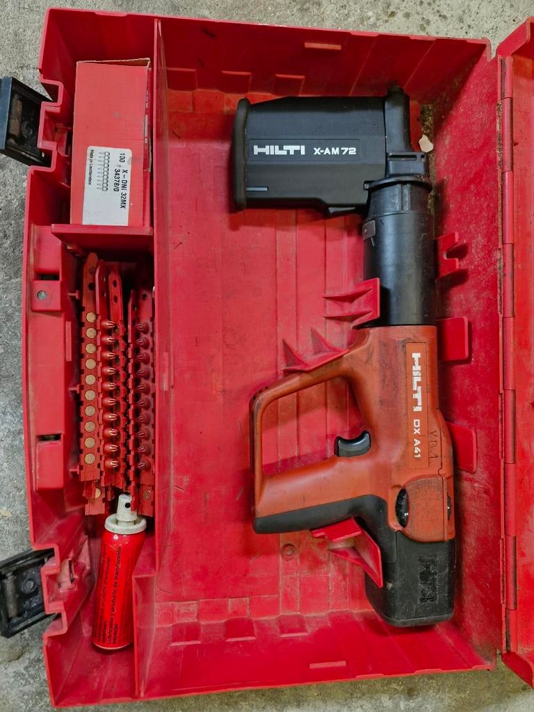Hilti DX A41 schiethamer met X-AM 72, Ophalen