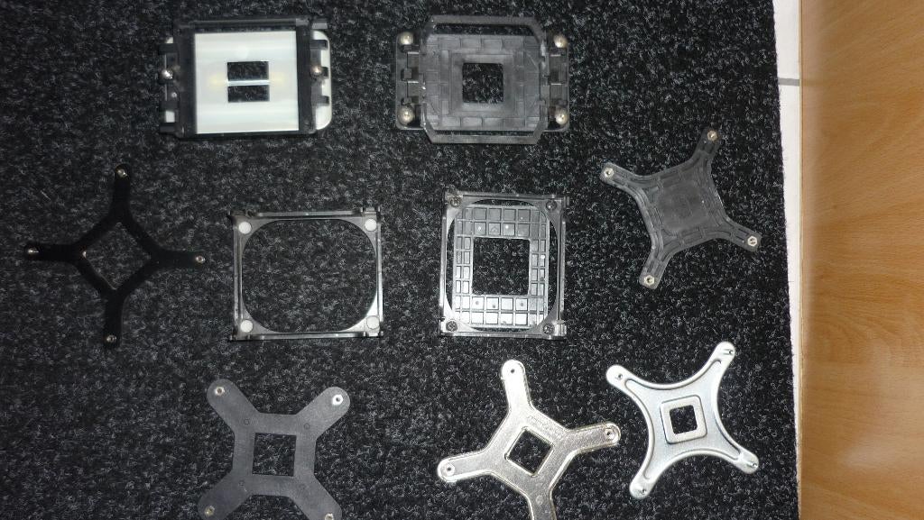 Brackets voor oudere moederborden, Ophalen of Verzenden, Nieuw