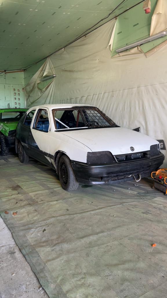 Opel Kadett E - 1600 Met Rolkooi, Ophalen of Verzenden