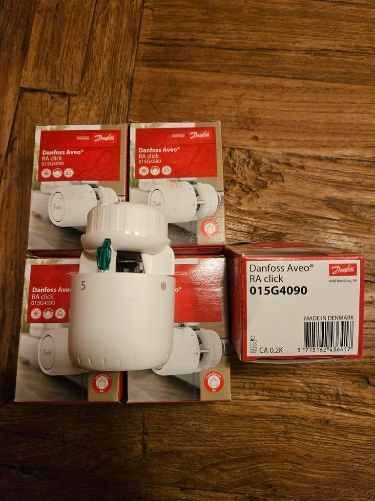 5x nieuwe Danfoss Aveo radiator knoppen 015G4090, Ophalen of Verzenden, Nieuw