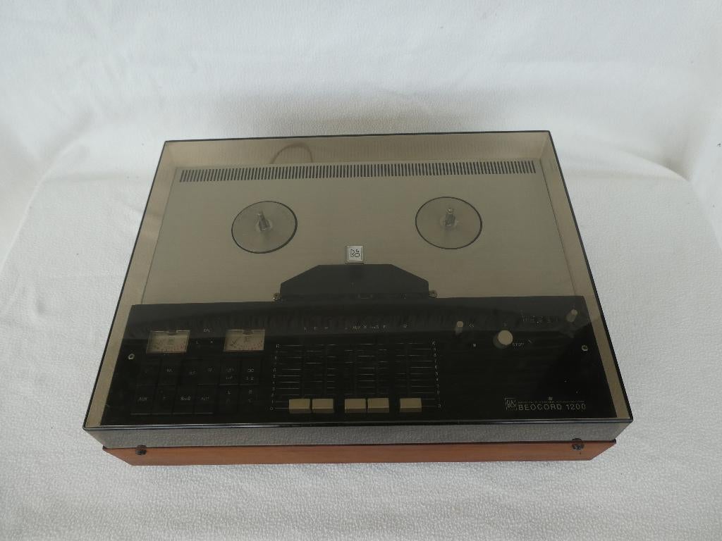Bang & Olufsen Beocord 1200 tapedeck - gerestaureerd!, Ophalen of Verzenden, Bandrecorder, Met stofkap