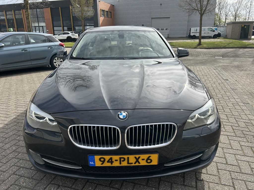 BMW 5 Serie 523i High Executive 204PK LEER STOELVW NAP!, Auto's, Euro 5, Gebruikt, 2000 kg, 2996 cc