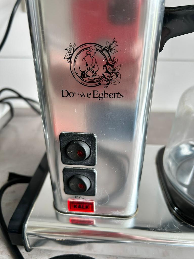 Douwe Egberts koffiezetapparaat, 4 tot 10 kopjes, Ophalen of Verzenden, Zo goed als nieuw, Koffiemachine